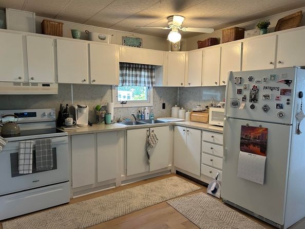 22 Sycamore Drive, Halifax MA 02338
