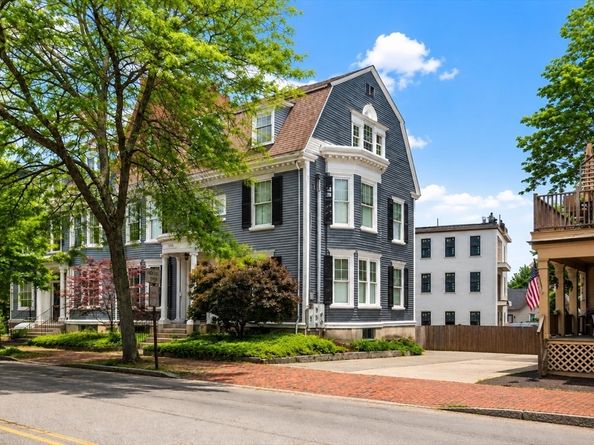 110 High St 3, Newburyport MA 01950