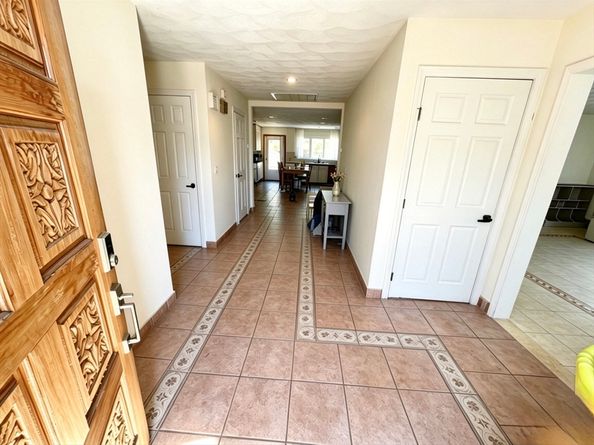 52 Clarendon St, Malden MA 02148