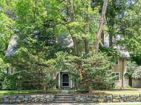 128 Dudley St, Brookline MA 02445