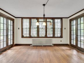 128 Dudley St, Brookline MA 02445
