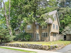 128 Dudley St, Brookline MA 02445
