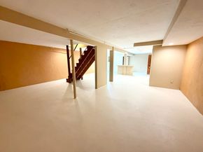 45 Dillon St, Worcester MA 01604