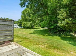 728 Auburn St H3, Whitman MA 02382