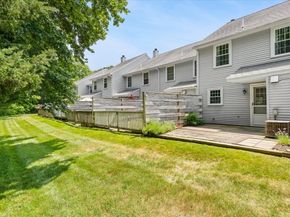 728 Auburn St H3, Whitman MA 02382