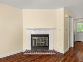 728 Auburn St H3, Whitman MA 02382