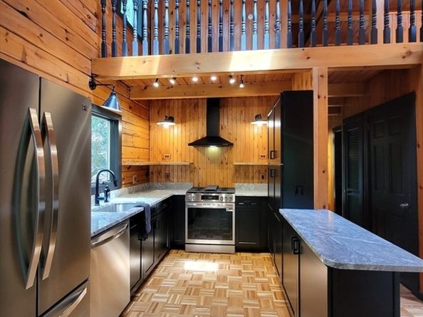 46 Karen Lee Ln, Tewksbury MA 01876