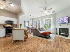 18 Thayer Pond Dr 4, Oxford MA 01537