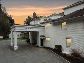 1401 Great Pond Rd 6, North Andover MA 01845