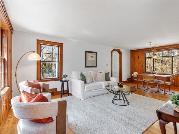 47 Wood Street, Lexington MA 02420