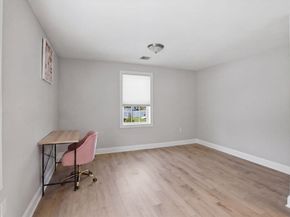 51 Three Rivers Dr, Kingston MA 02364