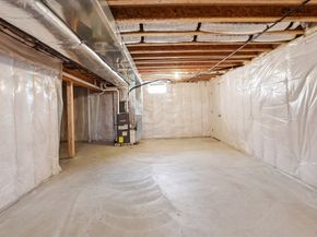 51 Three Rivers Dr, Kingston MA 02364