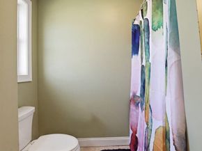 51 Three Rivers Dr, Kingston MA 02364