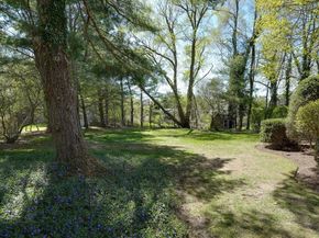 4 Newell Dr, Medfield MA 02052
