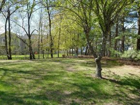 4 Newell Dr, Medfield MA 02052