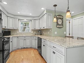 4 Newell Dr, Medfield MA 02052