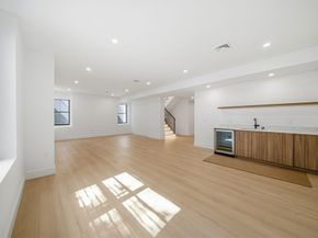 28 Chandler Pl, Newton MA 02464