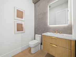 28 Chandler Pl, Newton MA 02464