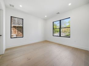 28 Chandler Pl, Newton MA 02464