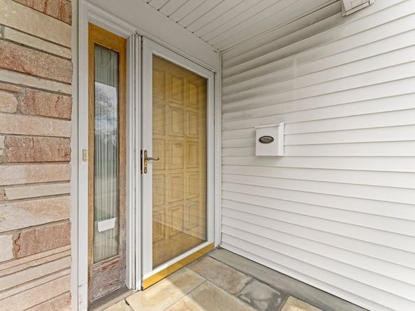 84 Cynthia Road, Newton MA 02459