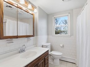 42 Bayberry Rd, Abington MA 02351