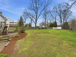 42 Bayberry Rd, Abington MA 02351
