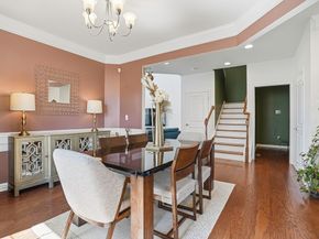 25 Spruce St 25, Hopkinton MA 01748