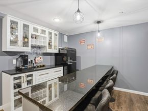 25 Spruce St 25, Hopkinton MA 01748