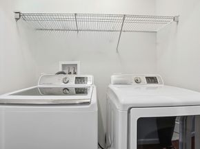 25 Spruce St 25, Hopkinton MA 01748