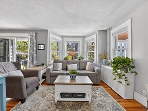 4 Lakeside Drive, Framingham MA 01702