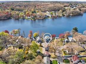 4 Lakeside Drive, Framingham MA 01702
