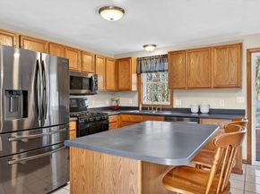 58 Laurel View Rd, Templeton MA 01468