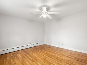 25 Lakeview Ave, Holbrook MA 02343