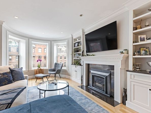 157 Newbury St 3, Boston MA 02116
