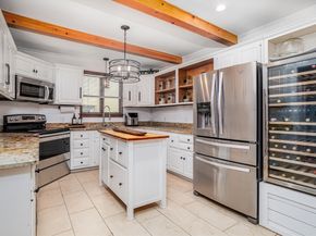 89 Boutelle St, Leominster MA 01453