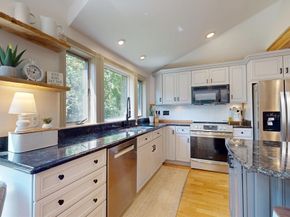 22 Old Cambridge Turnpike, Lincoln MA 01773