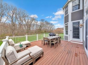 4 Nipmuc Ln, Southborough MA 01772