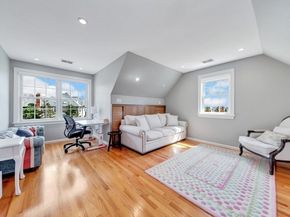 4 Nipmuc Ln, Southborough MA 01772