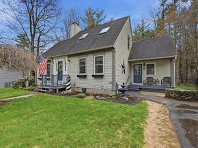 294 Stoneybrook Rd, Fitchburg MA 01420