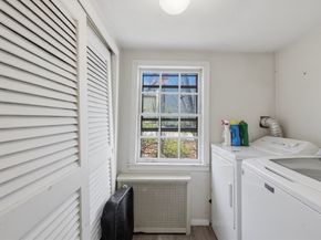 52 Summer St, Barre MA 01005
