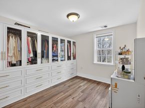 12 Linden St, Berlin MA 01503