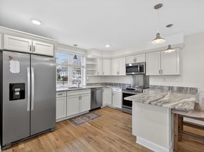 12 Linden St, Berlin MA 01503