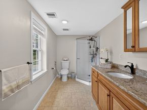 12 Linden St, Berlin MA 01503