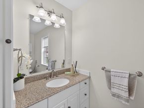 12 Linden St, Berlin MA 01503