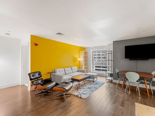 700 Harrison Ave 516, Boston MA 02118