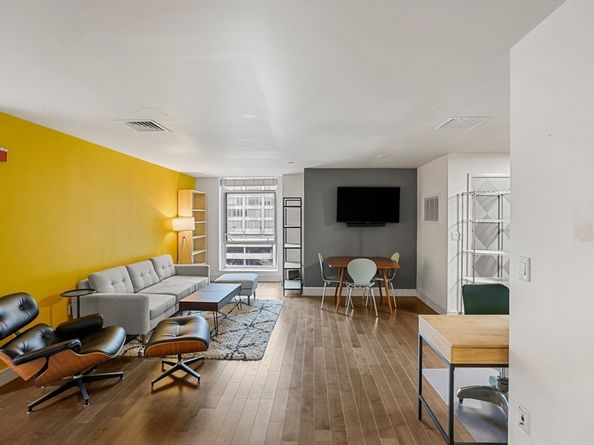 700 Harrison Ave 516, Boston MA 02118