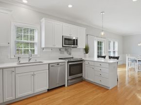43 Knowlton Circle 43, Upton MA 01568
