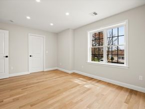 33 Glendale Ave, Brockton MA 02301