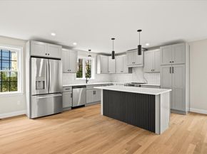 33 Glendale Ave, Brockton MA 02301