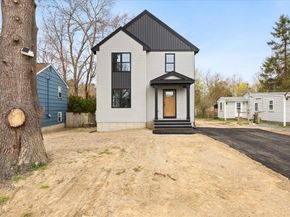 33 Glendale Ave, Brockton MA 02301